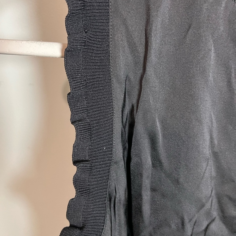 Ophelia Roe Black Ruffled Top Blouse - Picture 3 of 4